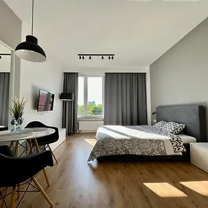 K22 Slawinska 503 Sun-city Варшава